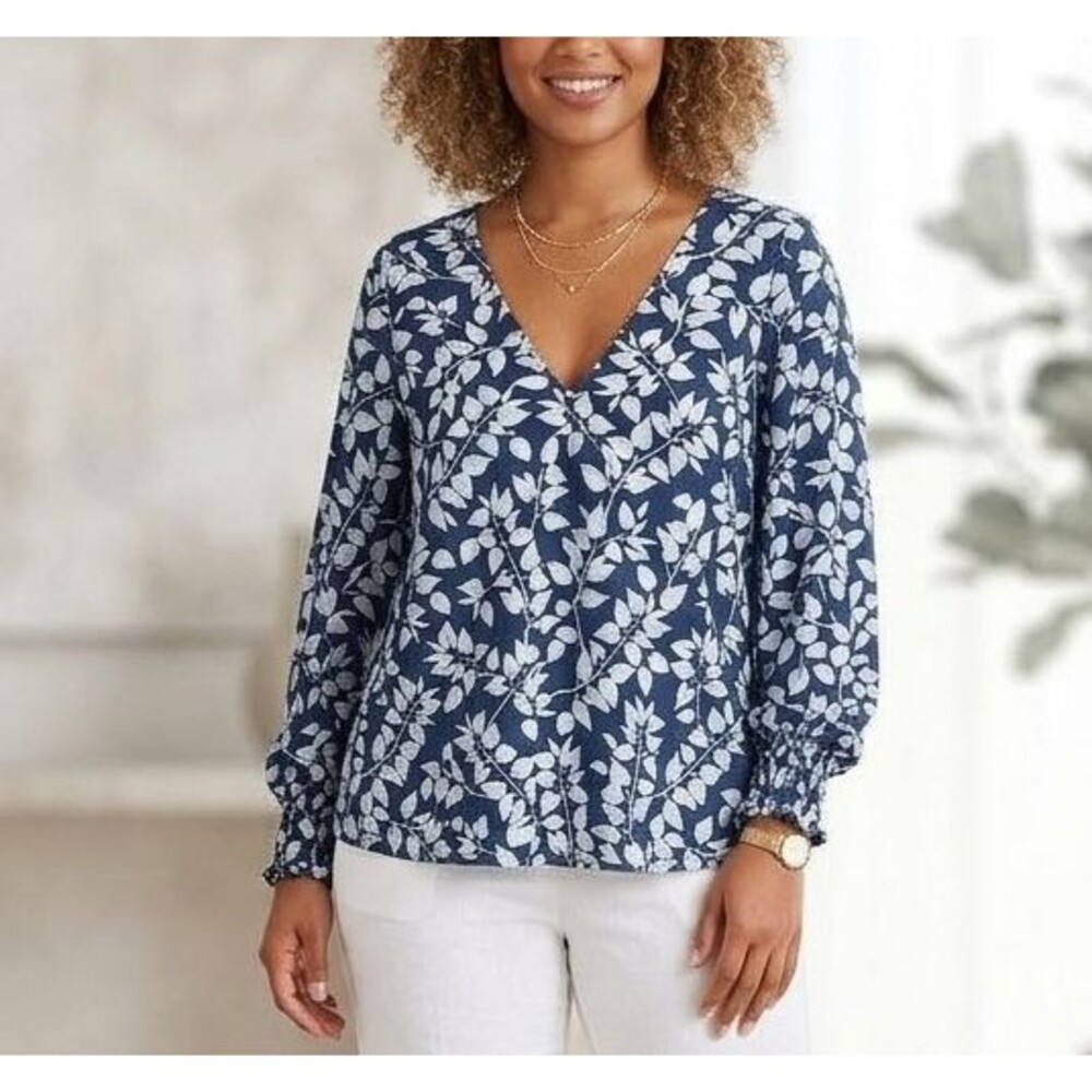 BANANA REPUBLIC Navy Blue White Leaf Print V-Neck Long Sleeve Top Cottagecore L
